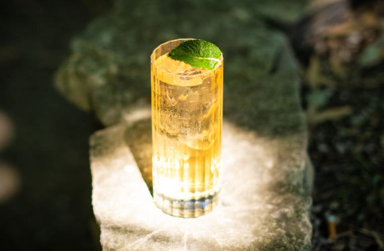 Mohito – idealny drink na lato który doda ci energii i orzeźwienia
